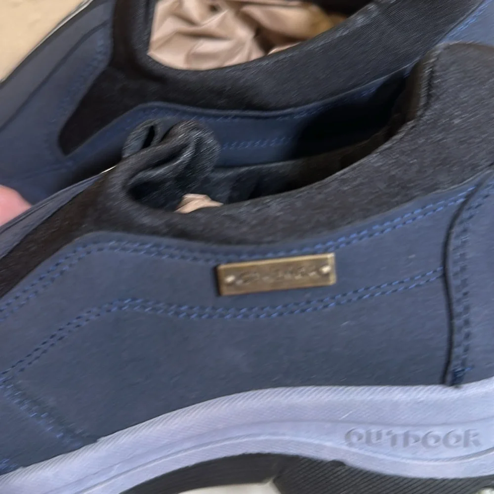 Canemon slip ons size 41
